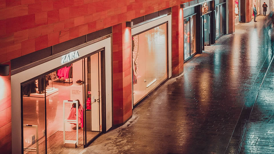 Shopfront glazing